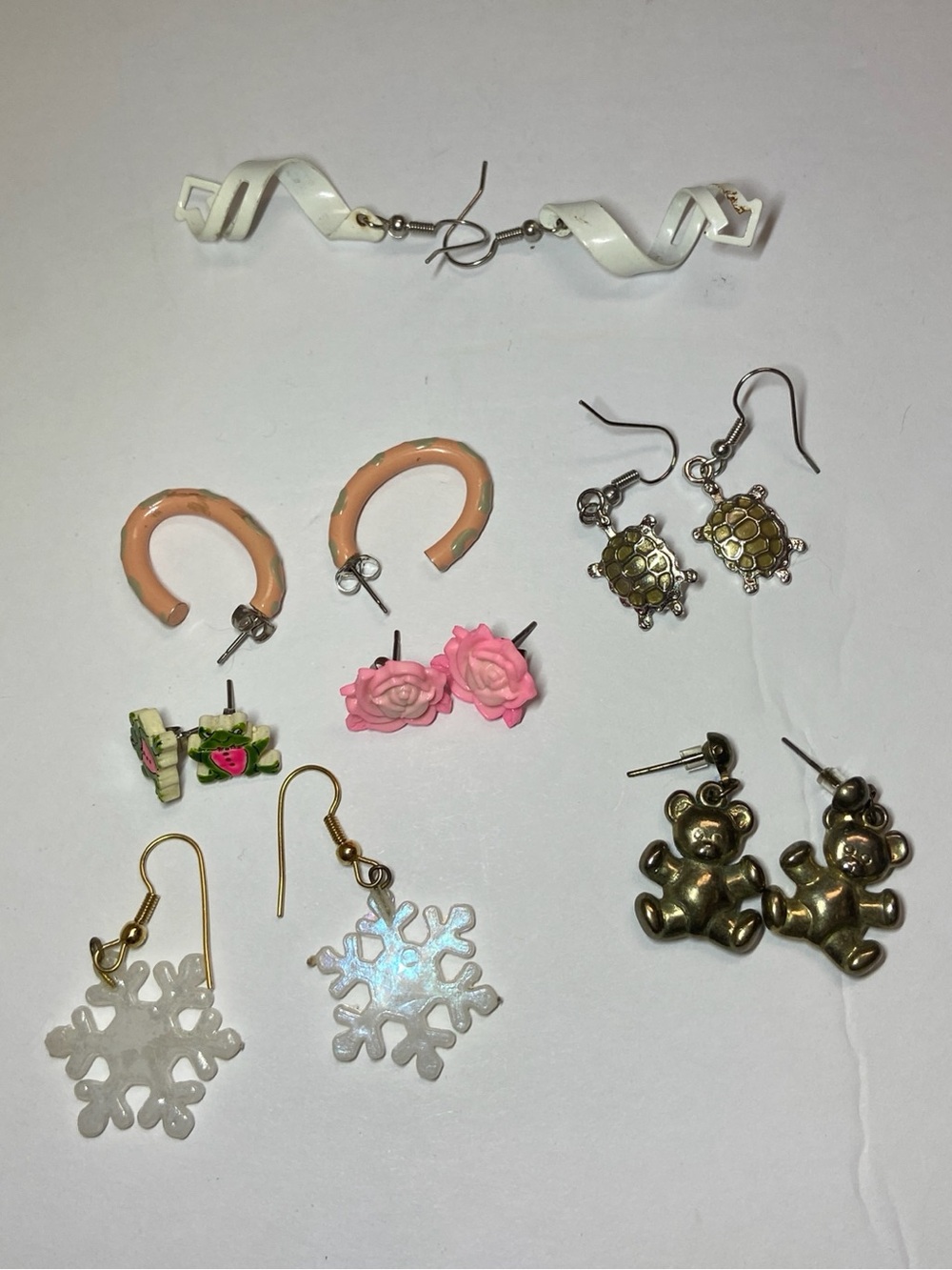 Mixed Lot Novelty Earrings Dangle/Stud Flowers Frogs Snowflakes and More
